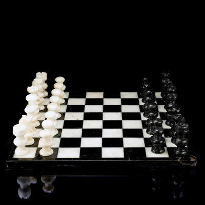 Hand-Carved Onyx Chess Set With Velvet Case