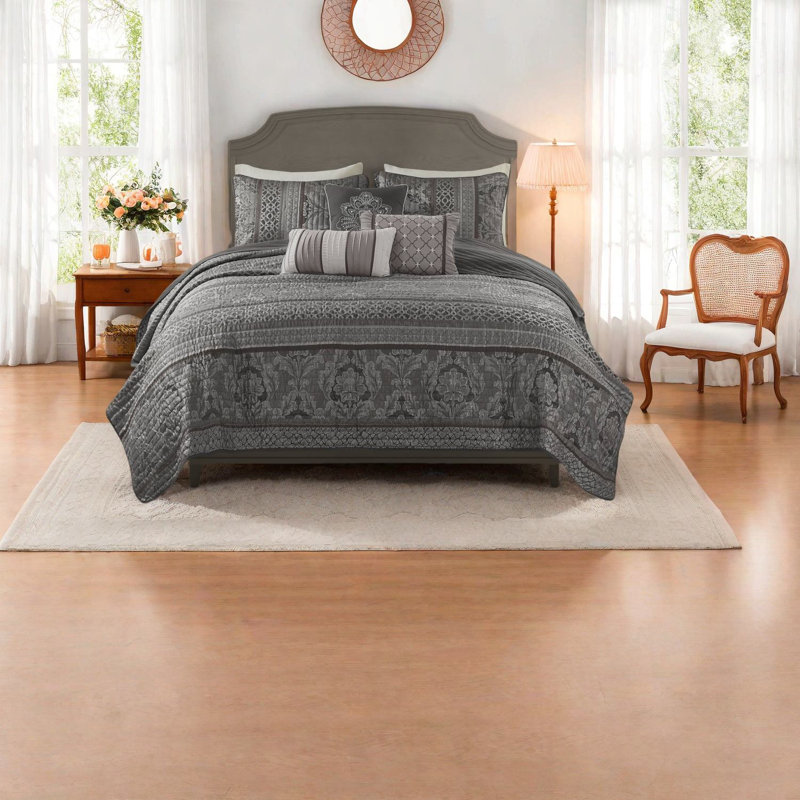 Luxury Jacquard Bedding Sets, Polyester, Elegant Modern Design For Home
