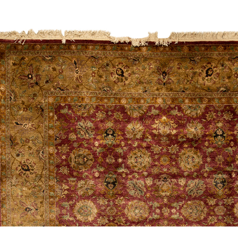 Hand Knotted Oriental Area Rug in Red And Gold