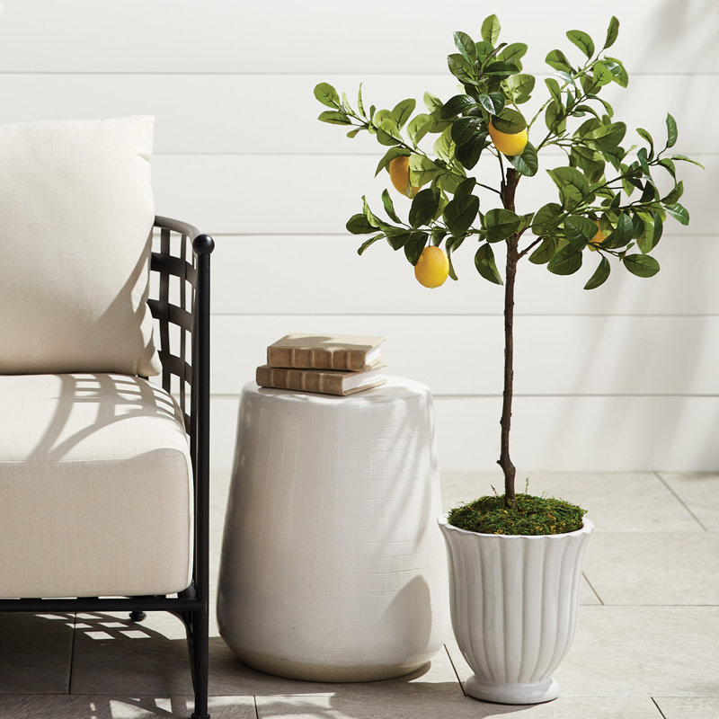 Silueta Earthenware Reactive Glaze Pots in White, White