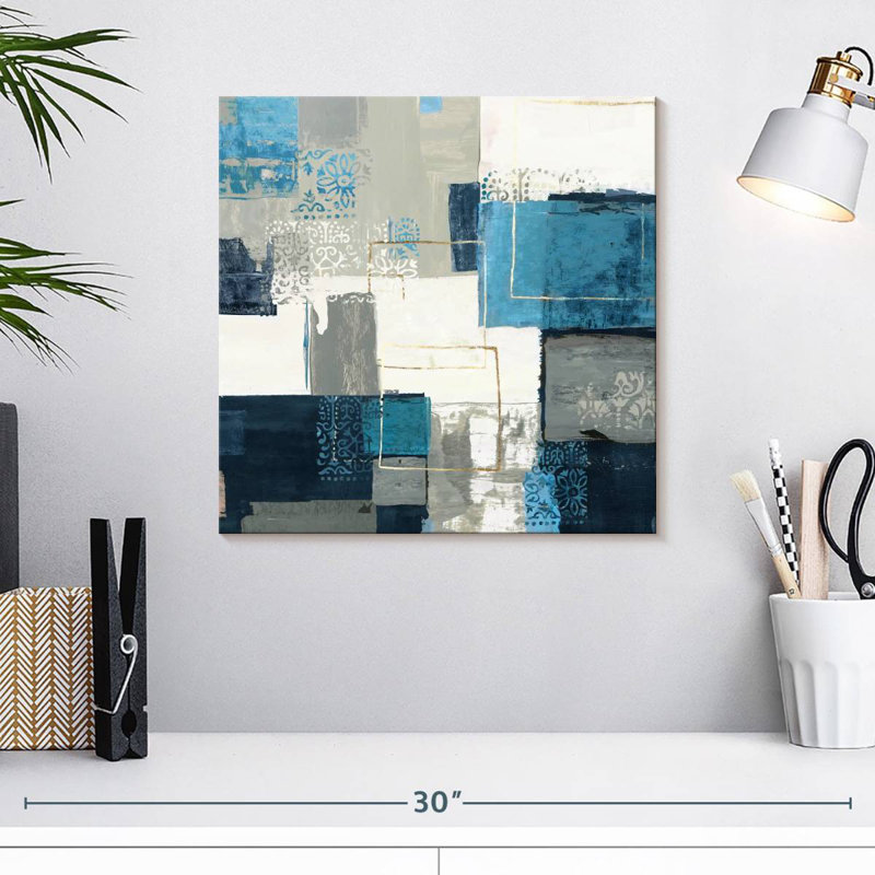 Avery Guided, 16" H x 16" W