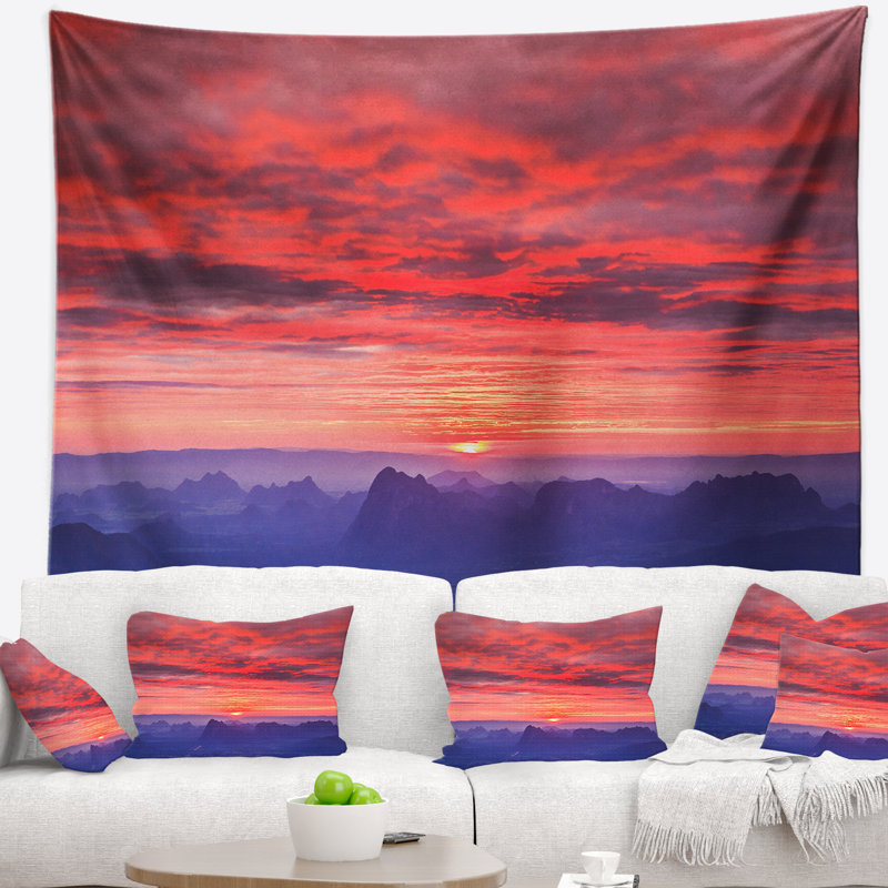 Tapisserie de lever de soleil à l'aube, H 32 po x l 39 po