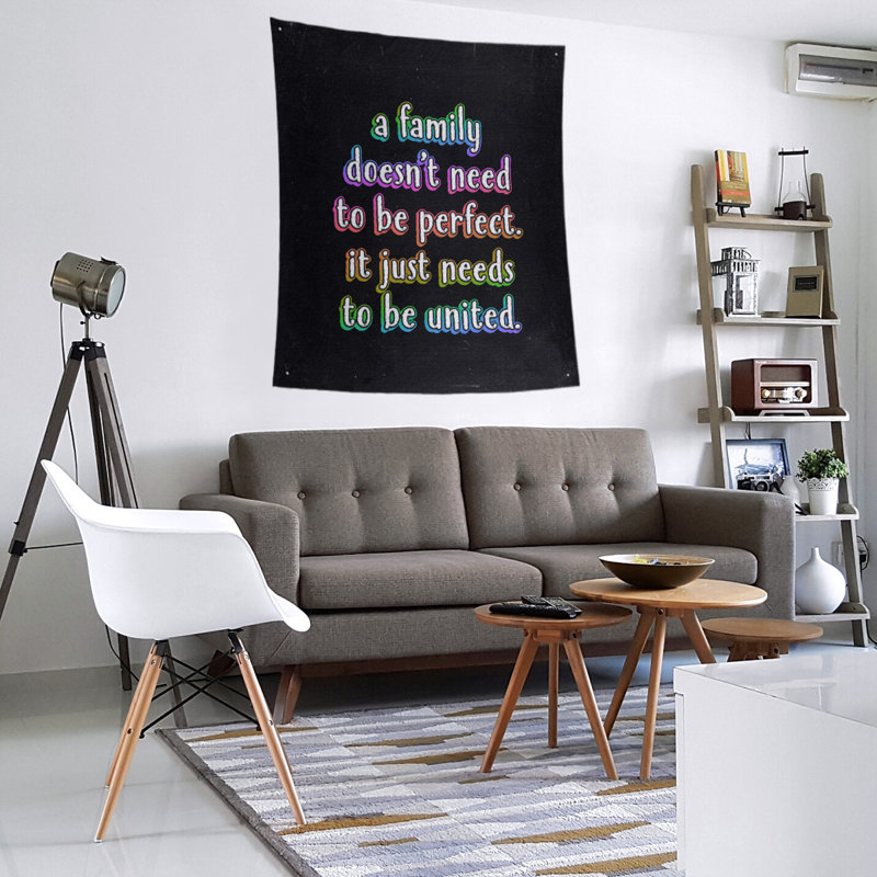 Tapisserie tableau noir en polyester famille love quot, H 36 po x l 26 po