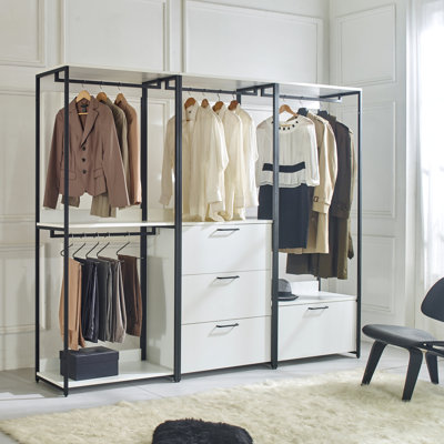 Système de placard blanc avec métal - options très profondes, pour les rayures, la chaleur, les compartiments de rangement, la construction, l'eau, la chaleur, les taches et les rayures