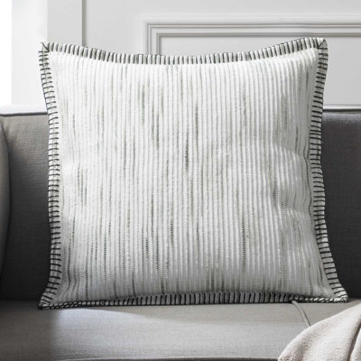 Coussin décoratif Tahar Home Polly 20 pi x 20 po