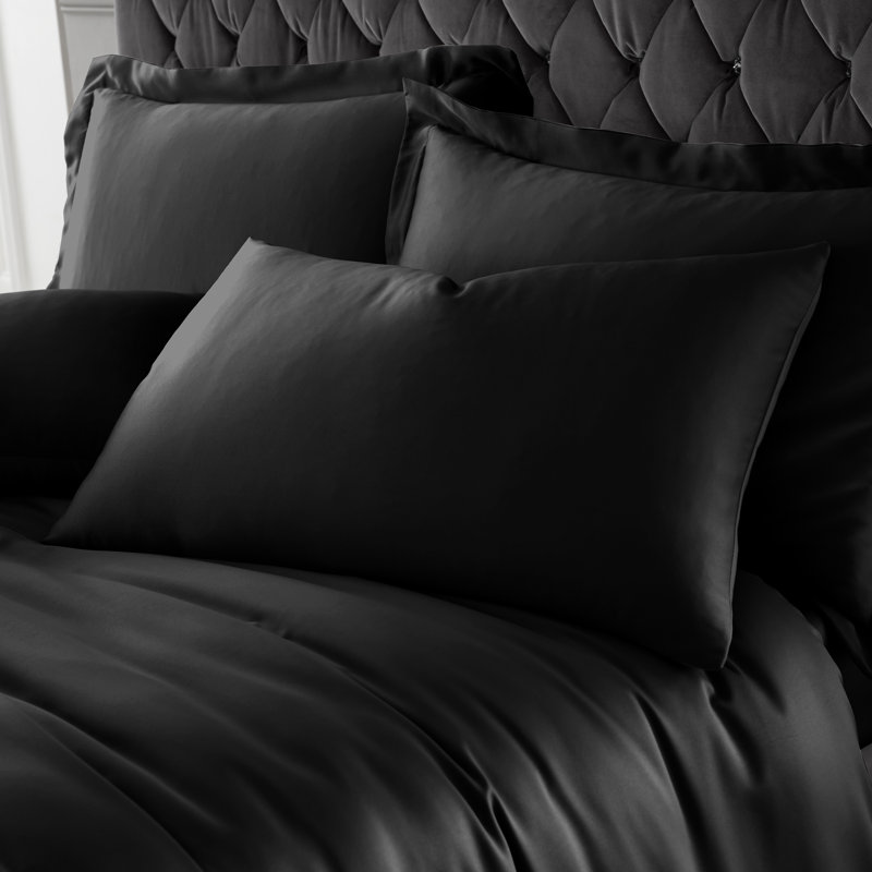 Silky Soft Satin Duvet Cover Set with Pillowcases, Super King Duvet Cover + 2 Standard Pillowcases, Black