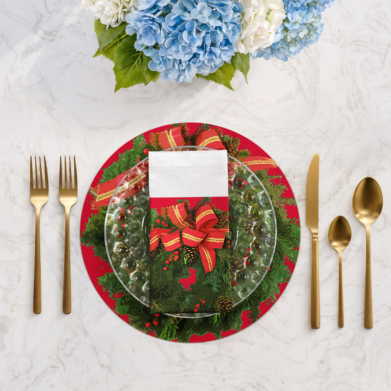 Christmas Wreath Cotton Sateen Dinner Napkins, Red