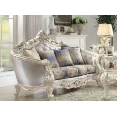 Gorsedd Loveseat w/4 Pillows