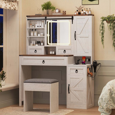 Bureau de coiffeuse Farmhouse avec miroir coulissant et lumières DEL, plateau en verre, station de charge, 4 tiroirs, 2 armoires et tabouret, blanc