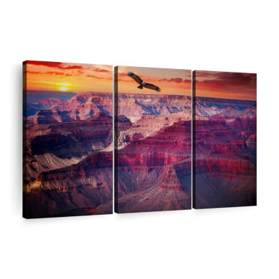 " Eagle Over Grand Canyon "