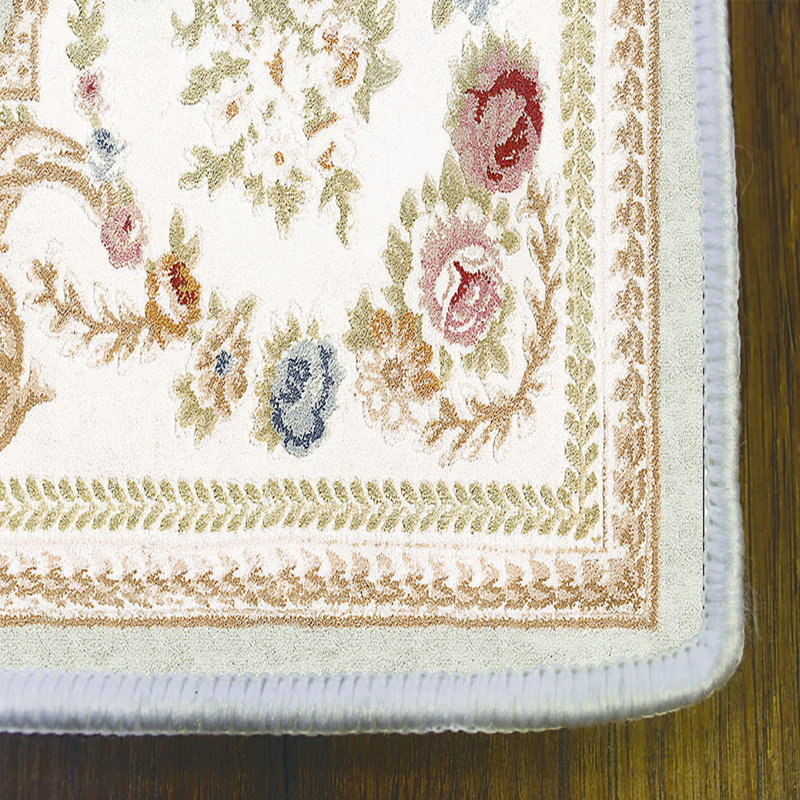 Faymon Oriental Indoor Rug