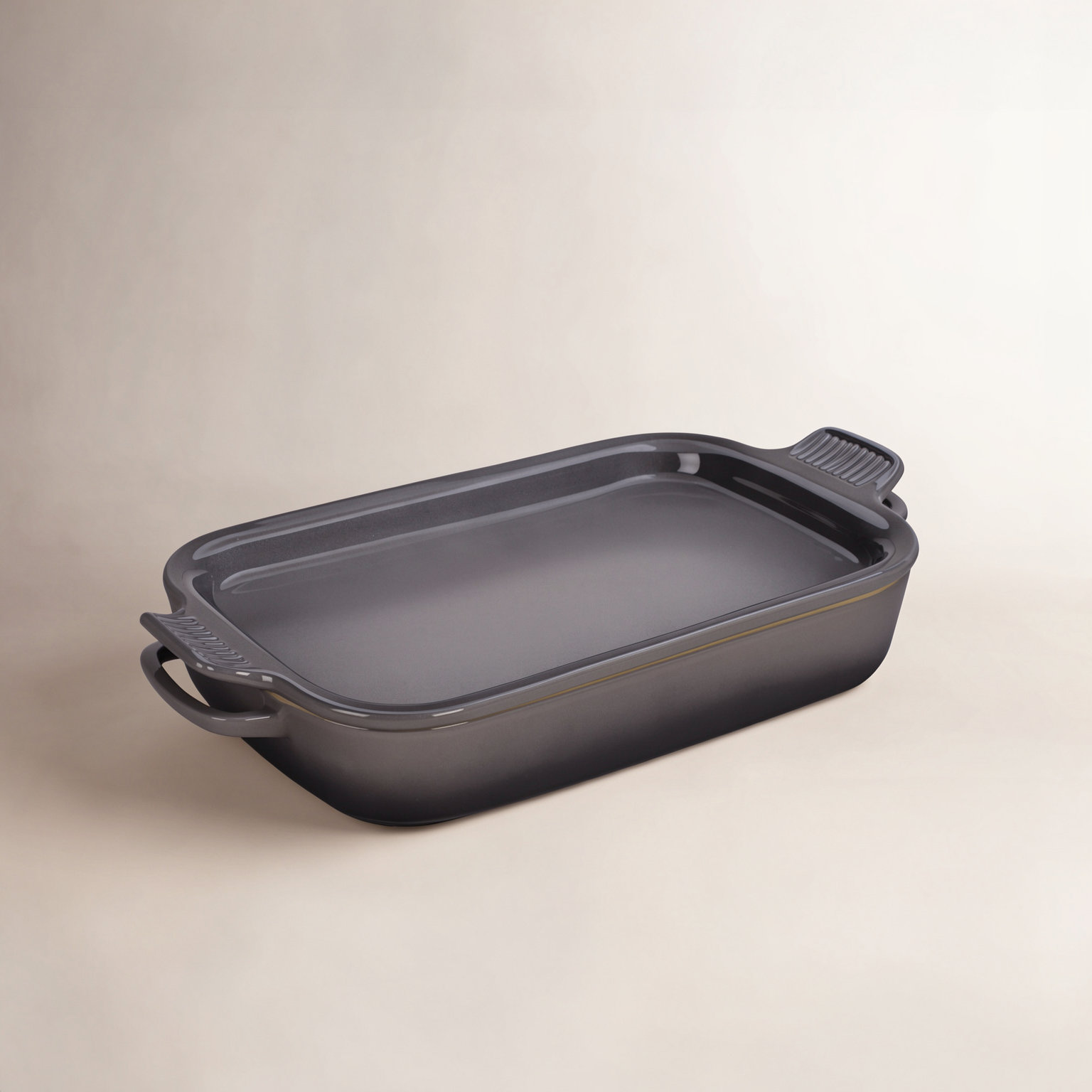 Le Creuset 2.75qt Dish with Platter Lid, Oyster