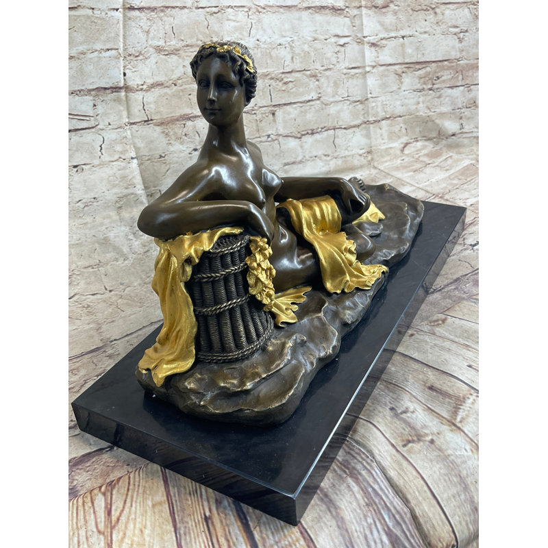 Figurines et sculptures Tavo