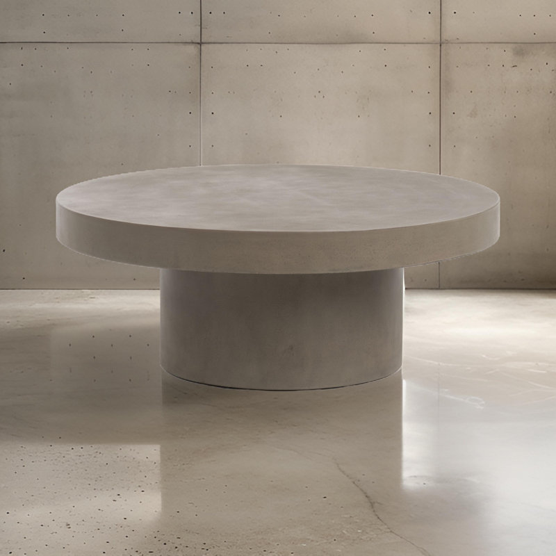 Table basse 36 po, plateau rond en béton, base de pilier épais, gris