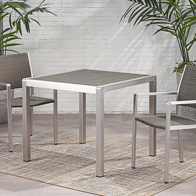Table de salle à manger d'extérieur en osier