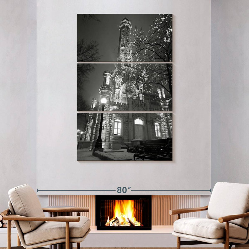 Château d'eau illuminé Sirci, Chicago, H 74 po x l 48 po