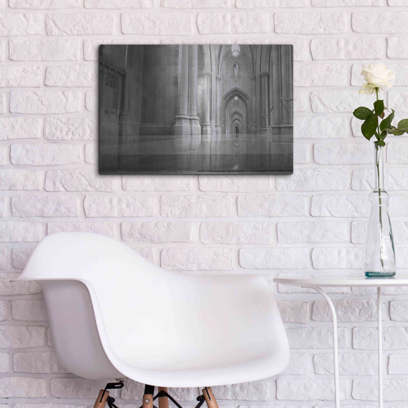 «National Cathedral» par Lori Deiter, H 16 po x l 24 po
