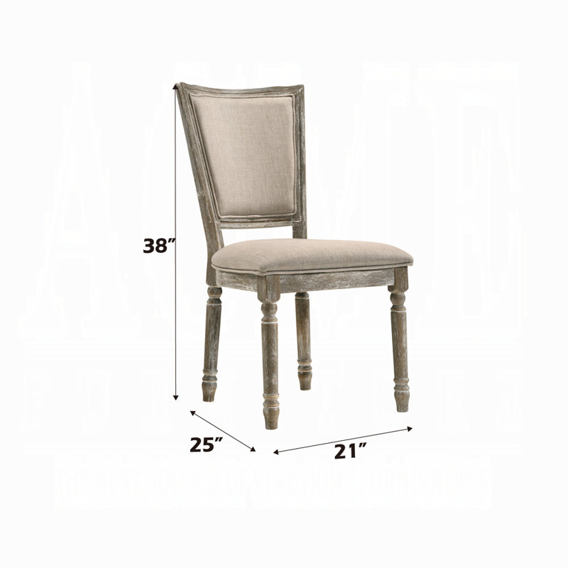 Chaise Azzam