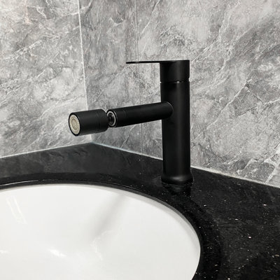Robinet de lavabo de salle de bain en noir mat, robinet de meuble-lavabo moderne à poignée simple, matériau en acier inoxydable pour la durabilité, avec robinet de trou d'aérateur à évacuation d'eau calme et uniforme, fabrication de qualité,