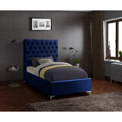 Lit plateforme tapissier Cruz