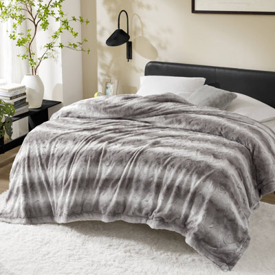 Zuri Grey Faux Fur Ultra-Soft 90x90" Luxury Reversible Blanket