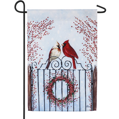 Oiseaux et baies satin de polyester 18 po x l 13 po drapeau de jardin