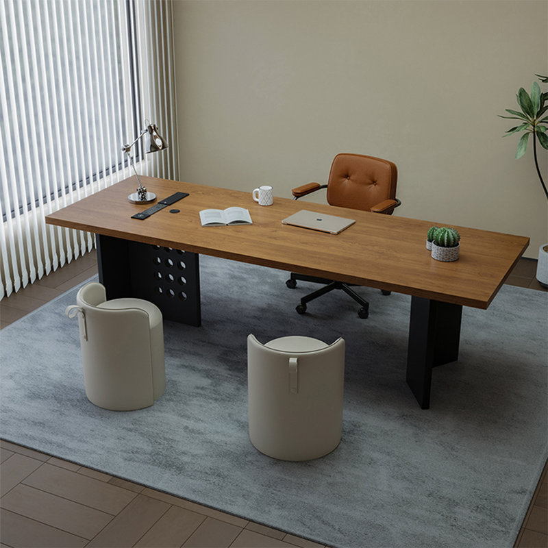 Bureau rectangulaire en bois massif brun noisette, 29.53" H x 62.99" W x 31.5" D