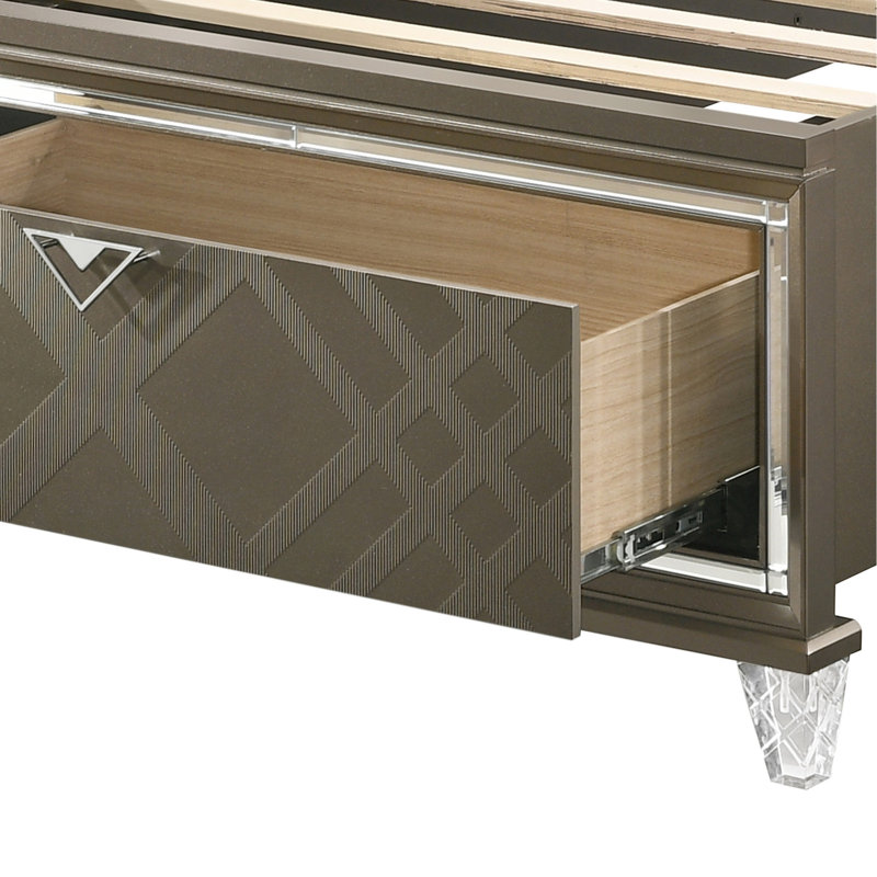 Lit double au fini champagne foncé avec rangement, DEL, similicuir DEL et touche synthétique