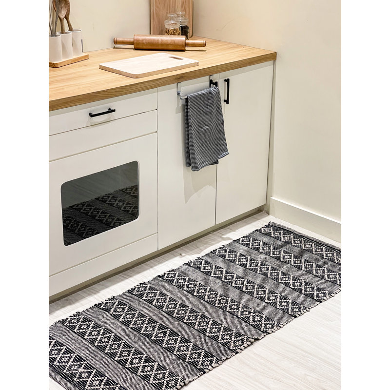 Steverson Cotton Bath Rug, Single - 60" L x 24" W, Black/Ivory