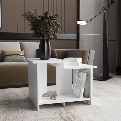 Table basse compacte blanche avec tablette ouverte pour un bureau organisé moderne dans les bureaux à domicile