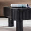 Table basse cylindrique moderne en bois de 42,52 pouces fabriquée à la main de forme irrégulière pour le salon, petite table basse avec piédestal robuste-171242568