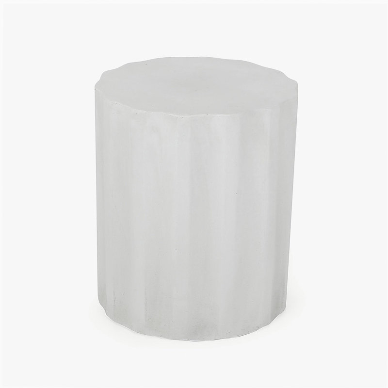 Table d'appoint d'extérieur en béton léger