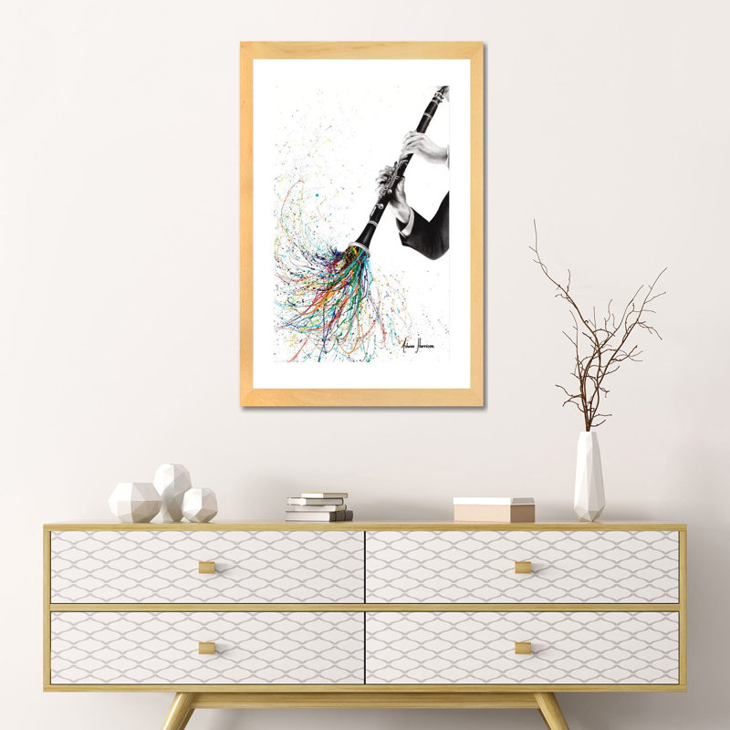 «A Clarinet Tune» par Ashvin Harrison - reproduction, H 24 po x l 16 po x P 1 po, Blanc, Toile avec cadre en bois beige