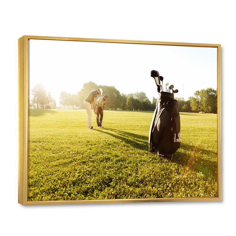 Golf Swing Harmony I - imprimé, H 12 po x l 20 po x P 1 po, Cadre flottant doré