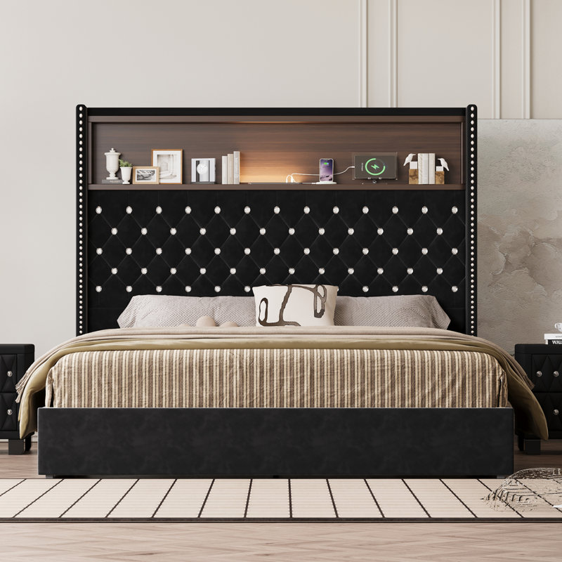 Grand lit plateforme tapissier en velours avec tête de lit et tête de rangement USB