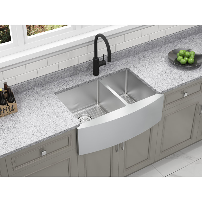 CMI Casmir Pull Down Kitchen Faucet, Matte Black