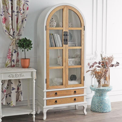 Vitrine minimaliste French Country