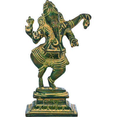 Figurines & Sculptures