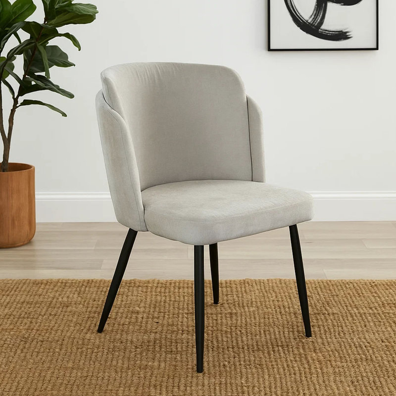 Ensemble de 2 chaises d'appoint Griz, dossier incurvé, polyester blanc crème, noir
