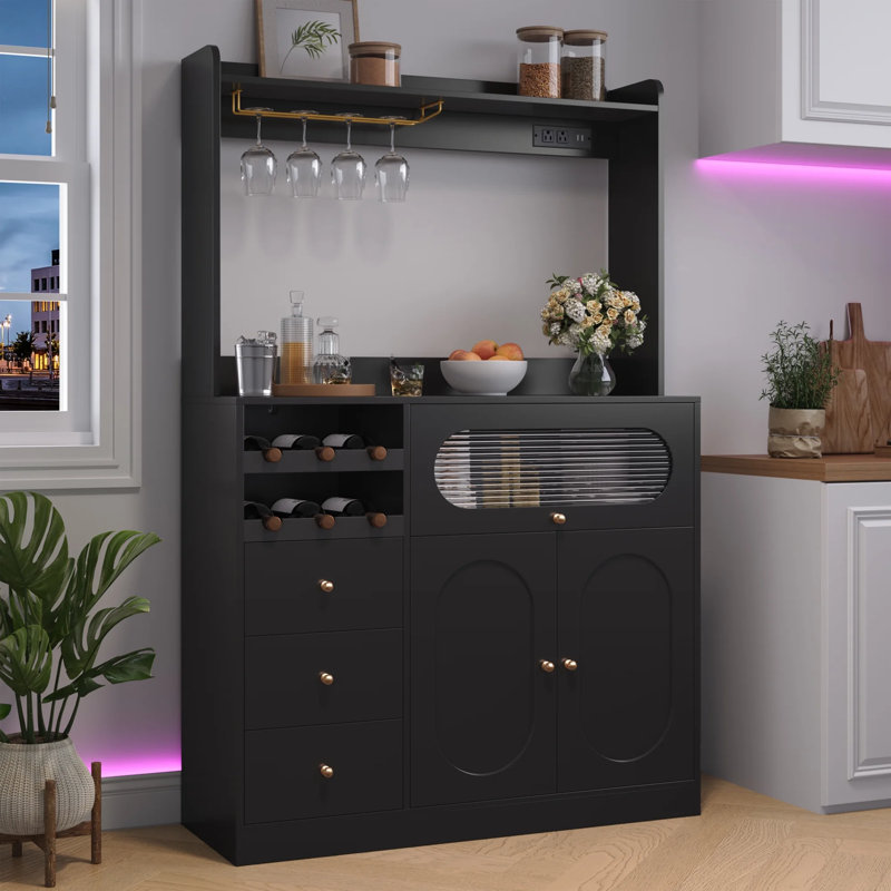 Garde-manger de 67 po de hauteur avec support à micro-ondes et 3 tiroirs Dorsett, Noir, noir, noir, noir