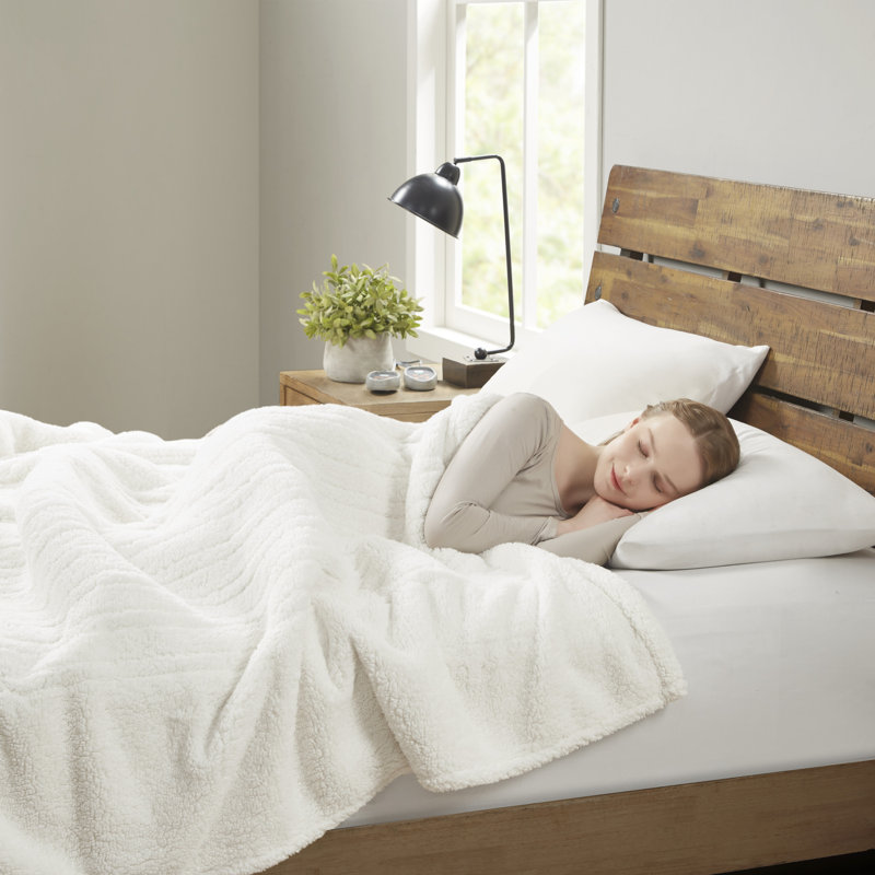 Twin Ivory Sherpa Reversible Heated Blanket