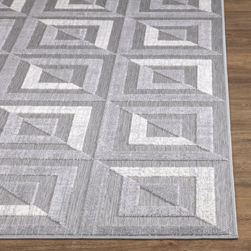 Gerlyn Geometric Indoor / Outdoor Rug, Rectangle 6' x 9'
