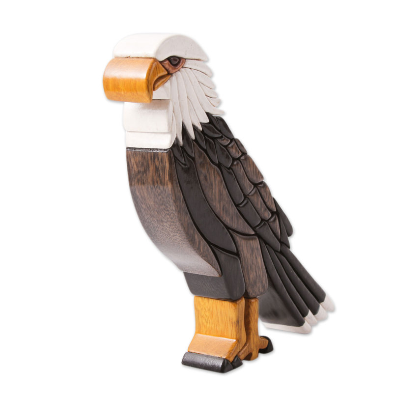 Figurine artisanale en cèdre et acajou Karklyte
