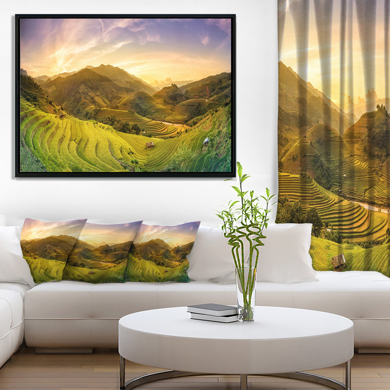 Champ de riz sur un paysage en terrasses, H 16 po x l 32 po x p 1 po, Toile avec cadre flottant