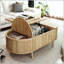 Table basse ovale à plateau relevable avec finition grain de vague et rangement caché-129414898