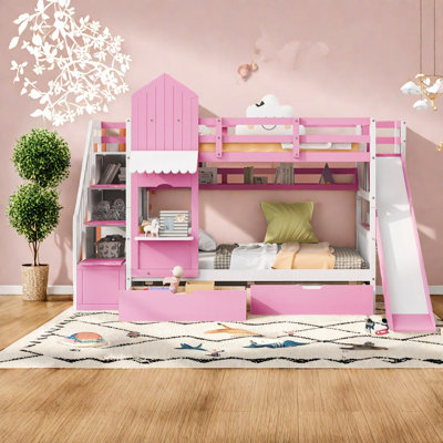Lit château simple avec structure en bois, maisonnette rose peu encombrante