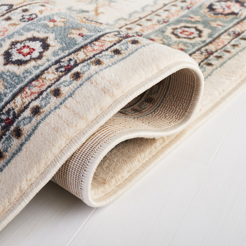 Lyndhurst Oriental Area Rug In Cream / Beige, Rectangle 99 x 160 cm