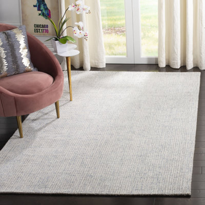 Urbina Tufted Viscose/0.4 Wool Performance Geometric Rug in Grey