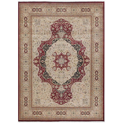 Vuturica Oriental Area Rug
