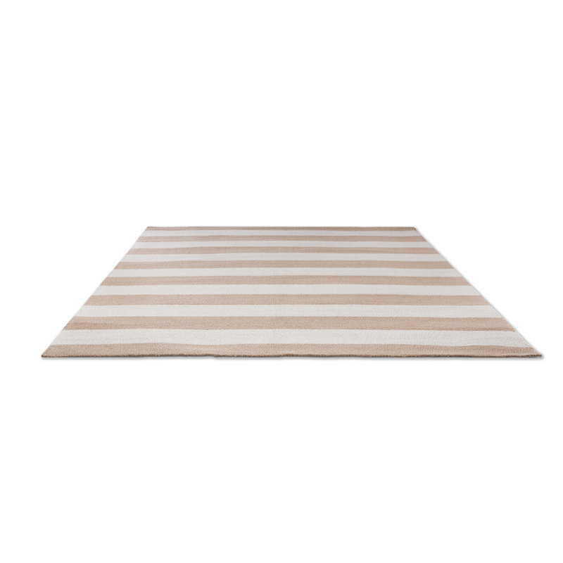 Tapis rectangulaire rayé beige / blanc en polypropylène crocheté à la main, Rectangle 4 pi 7 po x 6 pi 7 po